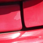 Spaltmaß zwichen Heckklappe und Stoßstange eines Ford Escort